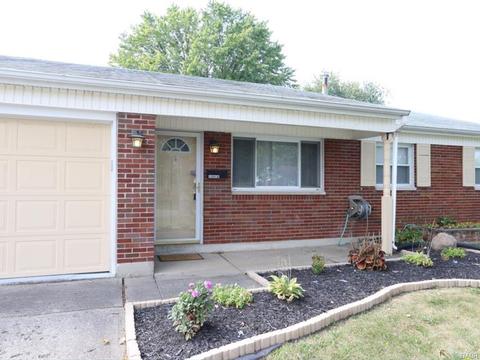 2073 Darrell Dr, Fairborn, OH 45324 photo 2