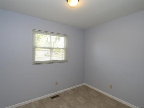 2073 Darrell Dr, Fairborn, OH 45324 photo 15