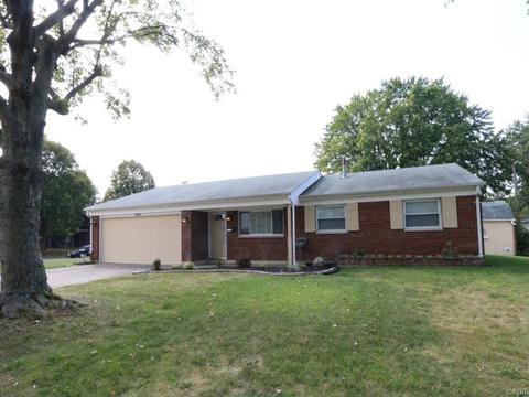 2073 Darrell Dr, Fairborn, OH 45324 photo 1