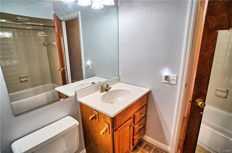 5445 E Decker Rd, Franklin, OH 45005 photo 9