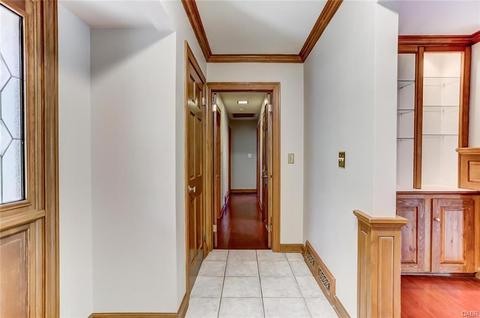 5720 Folkestone Dr, Dayton, OH 45459 photo 18