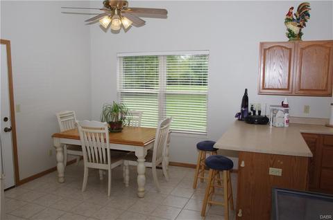 4397 E Kitridge Rd, Dayton, OH 45424 photo 5
