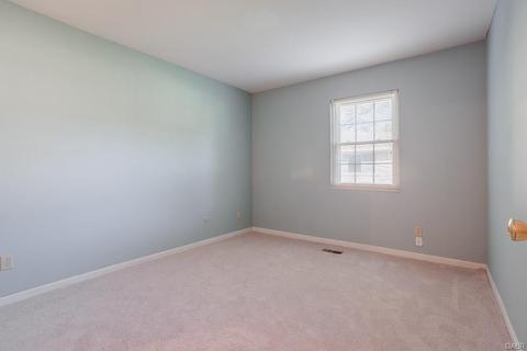 281 Glenburn Dr, Dayton, OH 45459 photo 17