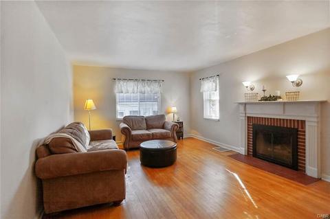 1381 Elmdale Dr, Dayton, OH 45409 photo 4