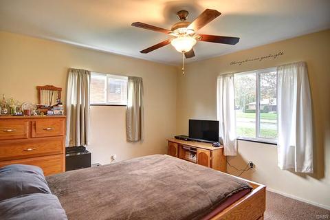 1004 E Stroop Rd, Dayton, OH 45429 photo 10