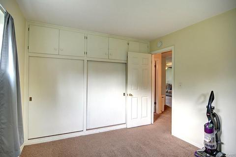 1004 E Stroop Rd, Dayton, OH 45429 photo 12