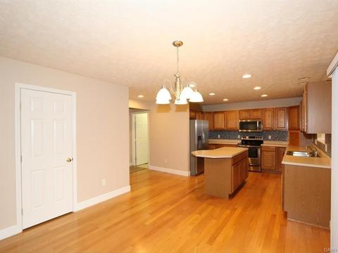 3176 Bugle Bluff Dr, Bellbrook, OH 45305 photo 13
