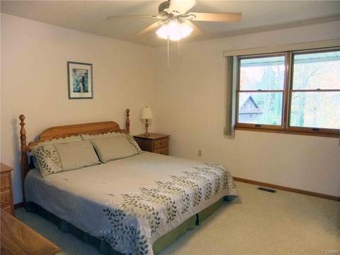 2850 Locust Dr, Springfield, OH 45504 photo 8