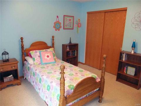2850 Locust Dr, Springfield, OH 45504 photo 10