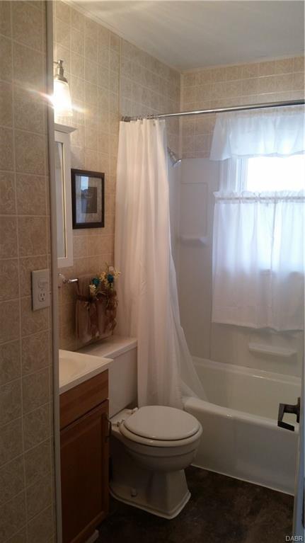 2024 E Bataan Dr, Dayton, OH 45420 photo 22