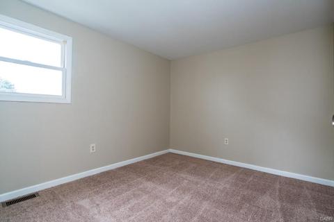 120 Mccraw Dr, Englewood, OH 45322 photo 17