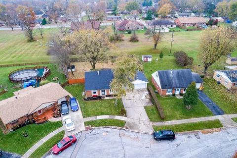 120 Mccraw Dr, Englewood, OH 45322 photo 2