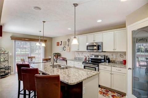 828 Foxfire Trl, Vandalia, OH 45377 photo 17