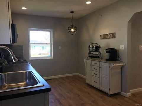 3739 Roslyn Ave, Dayton, OH 45429 photo 7