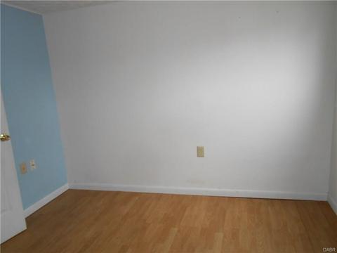 109 E Franklin St, Gratis, OH 45330 photo 13