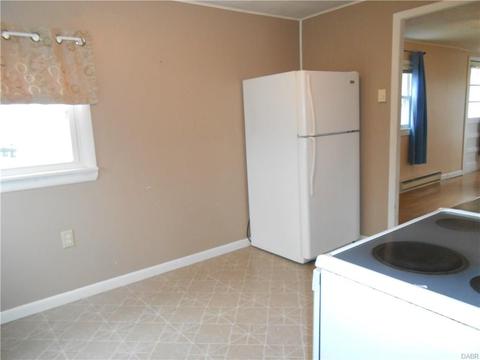 109 E Franklin St, Gratis, OH 45330 photo 10
