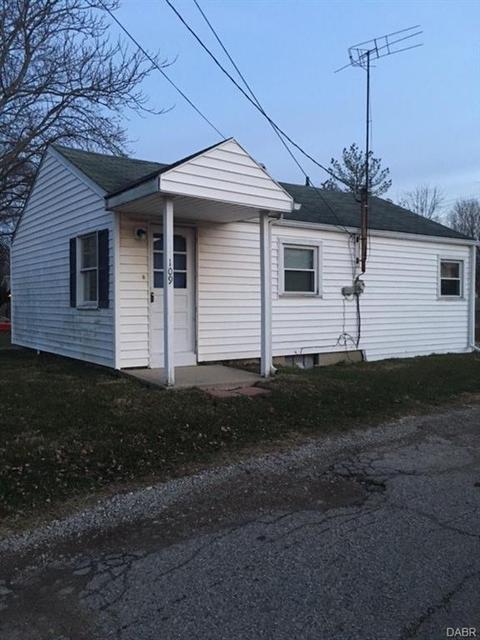 109 E Franklin St, Gratis, OH 45330 photo 1