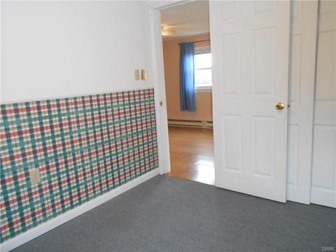 109 E Franklin St, Gratis, OH 45330 photo 16
