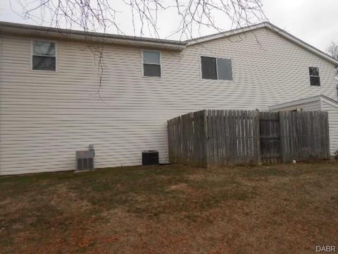 357 Chadwick Pl, Fairborn, OH 45324 photo 1