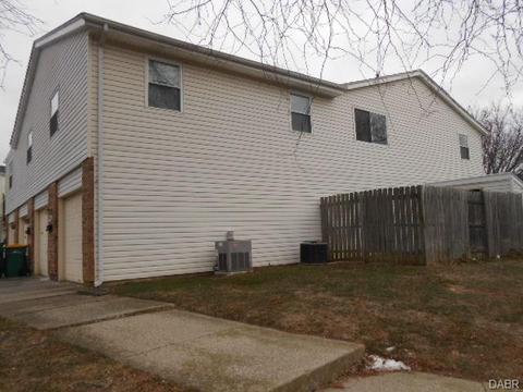 357 Chadwick Pl, Fairborn, OH 45324 photo 3