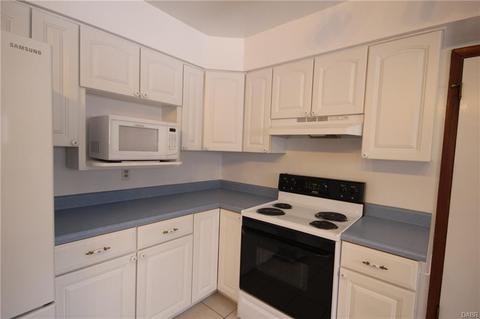 2504 Ehrhart Dr, Springfield, OH 45502 photo 6