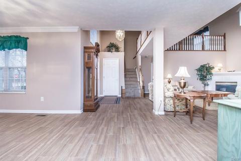 1035 Treeside Ct, Dayton, OH 45458 photo 21