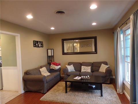 2372 S Aragon Ave, Dayton, OH 45420 photo 3