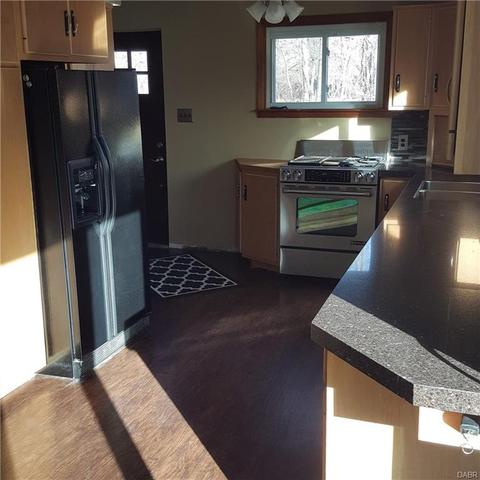 136 E Spring St, Clayton, OH 45315 photo 3