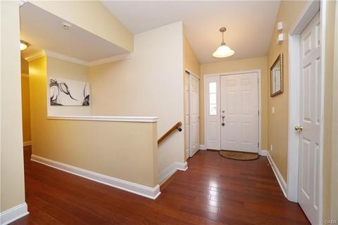 7161 Welbeck Dr, Maineville, OH 45039 photo 2