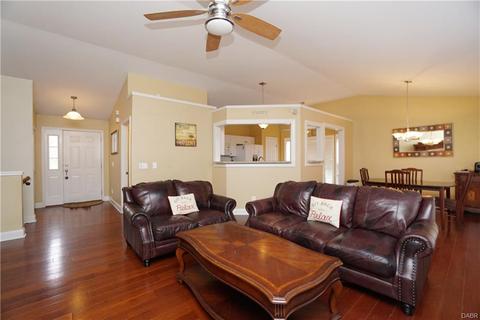 7161 Welbeck Dr, Maineville, OH 45039 photo 3