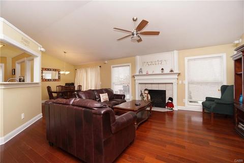 7161 Welbeck Dr, Maineville, OH 45039 photo 4