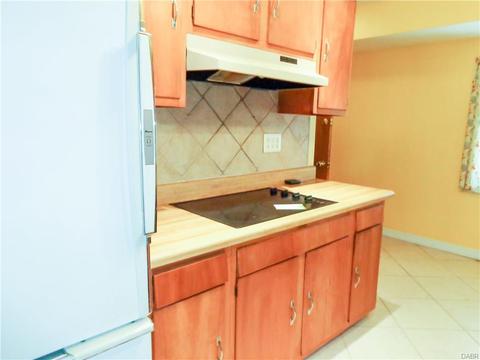 416 Risley Dr, Dayton, OH 45449 photo 7