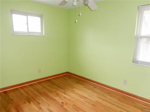 416 Risley Dr, Dayton, OH 45449 photo 12