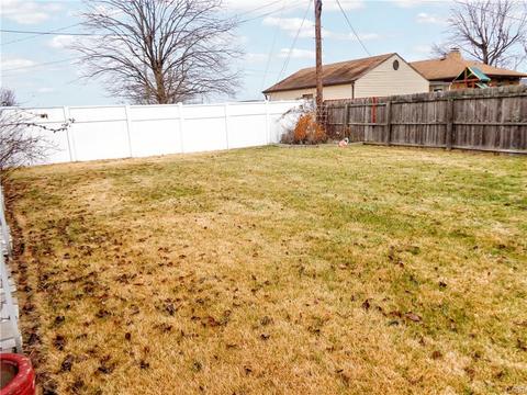 416 Risley Dr, Dayton, OH 45449 photo 4