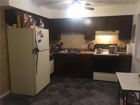 5665 E Coach Dr #E, Dayton, OH 45440 photo 18