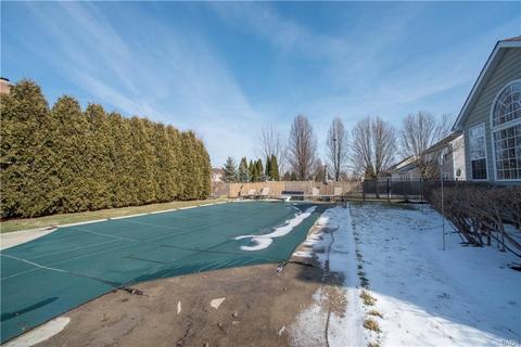 10700 Willow Brook Rd, Dayton, OH 45458 photo 13