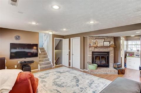 1649 Bledsoe Dr, Bellbrook, OH 45305 photo 21