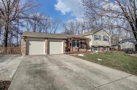 1649 Bledsoe Dr, Bellbrook, OH 45305 photo 2