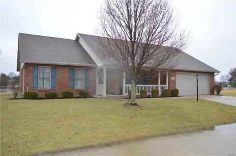 1920 Cattail Pt, Springfield, OH 45502 photo 1