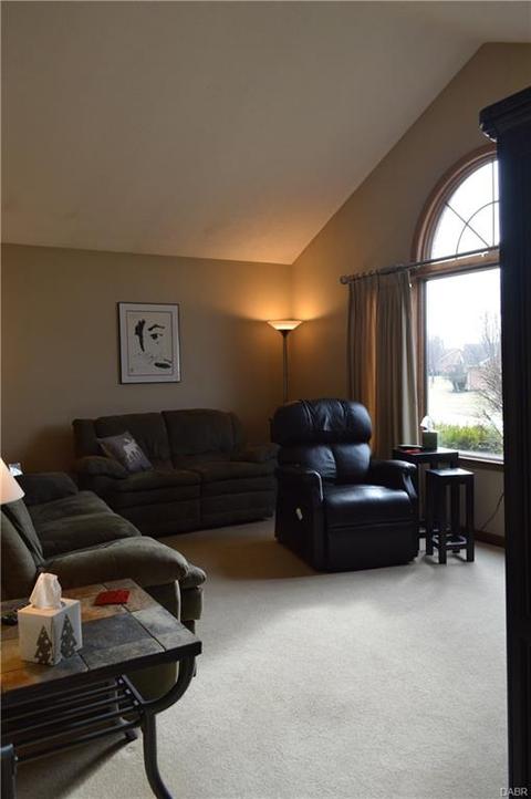 1680 Fox Rdg, Springfield, OH 45503 photo 3