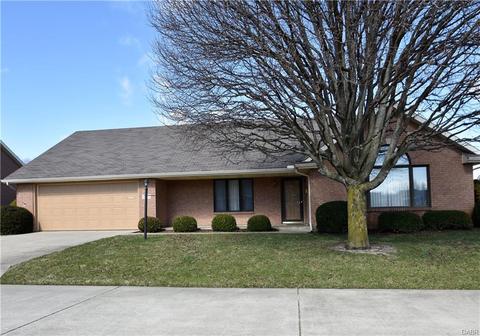 1730 Calais Dr, Springfield, OH 45503 photo 1