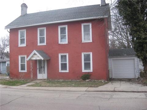 526 Cedar St, Springfield, OH 45504 photo 1