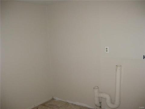 526 Cedar St, Springfield, OH 45504 photo 16