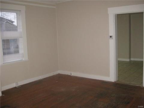526 Cedar St, Springfield, OH 45504 photo 13
