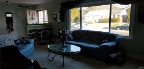 1605 Shelby Dr, Springfield, OH 45504 photo 3