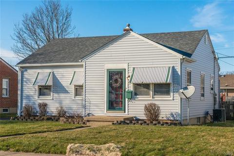 433 Wayne Dr, Fairborn, OH 45324 photo 1