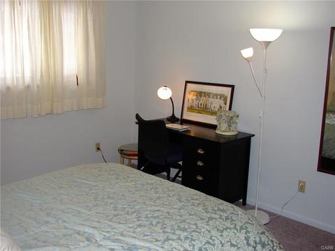 1740 Ambridge Rd, Dayton, OH 45459 photo 29