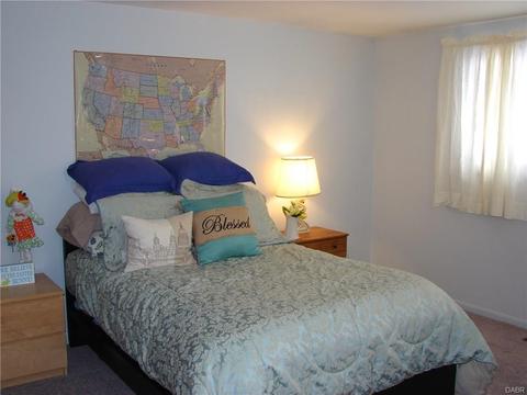 1740 Ambridge Rd, Dayton, OH 45459 photo 27