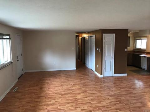 9272 Shawhan Dr, Dayton, OH 45458 photo 9