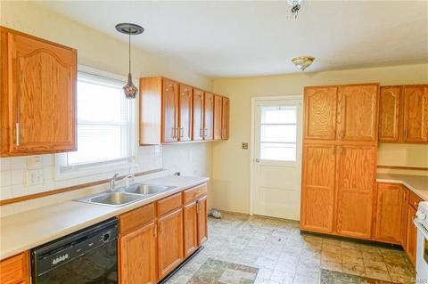 146 E Doris Dr, Fairborn, OH 45324 photo 8